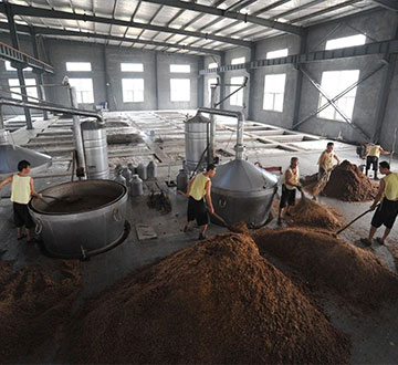 胜游官网酿酒车间一角